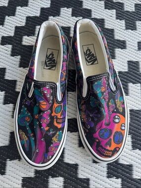 VANS “Trippy Drip” Colorful Skull & Mushroom Slip On - M8/W9.5